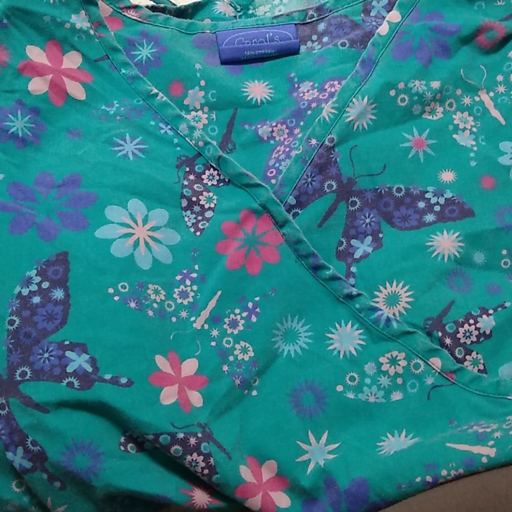 Scrub top
